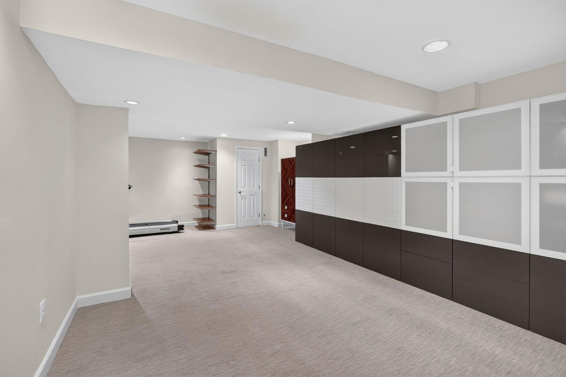  8200 Stone Trail Drive, Bethesda, MD, 20817 - 物件實景