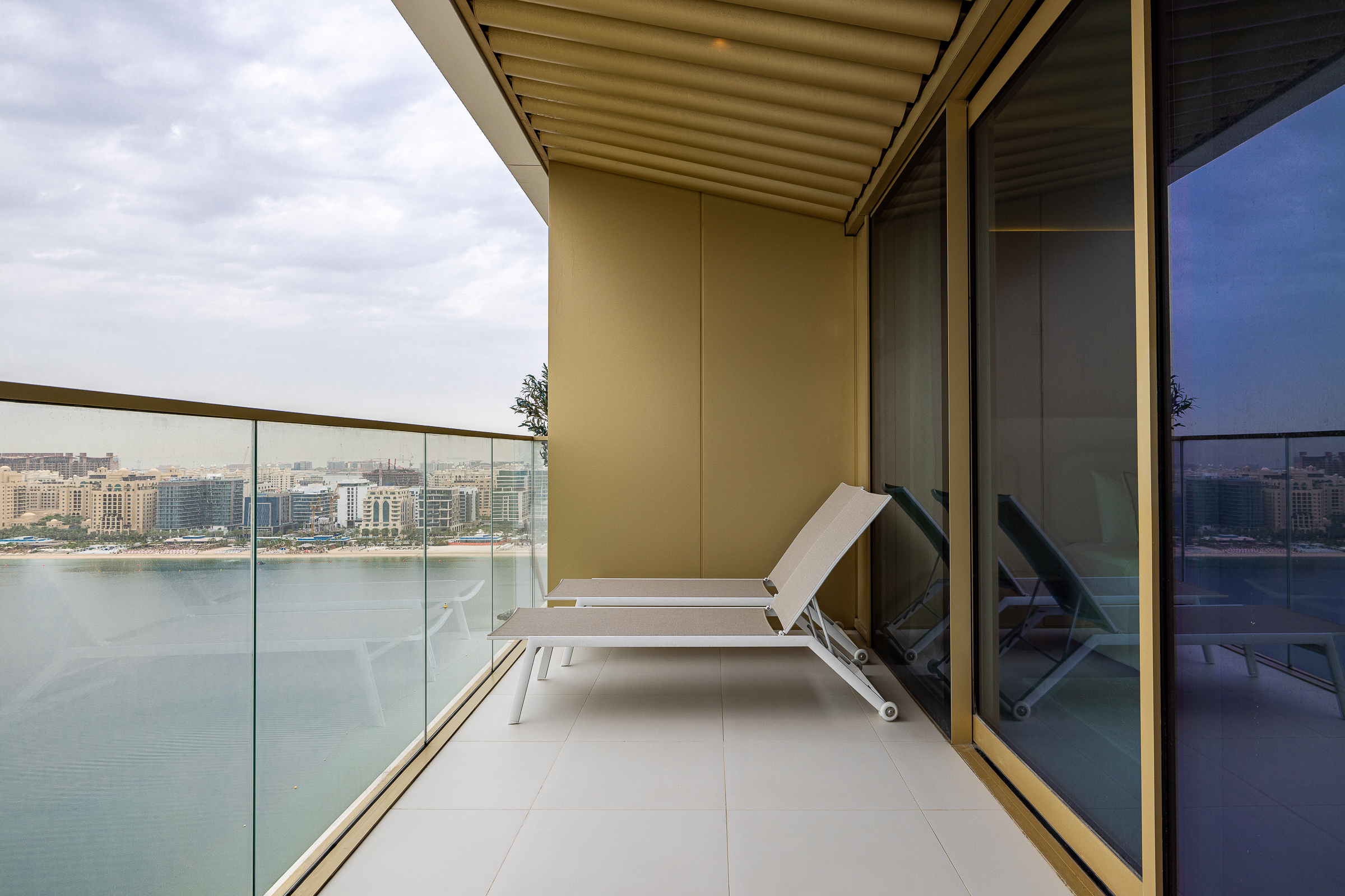  Turnkey Sea-facing Apartment on Emaar Beachfront - 物件實景