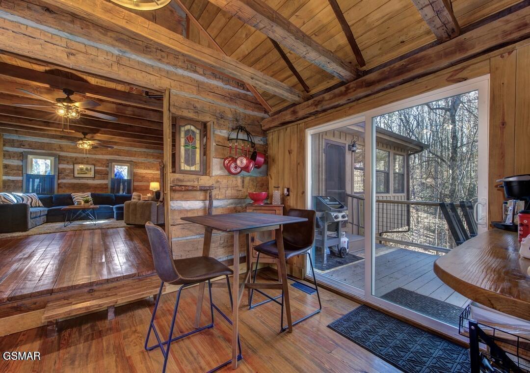 Cosby, Tennessee, 37722, United States, 3 Bedrooms Bedrooms, ,4 BathroomsBathrooms,Residential,For Sale,2036107
