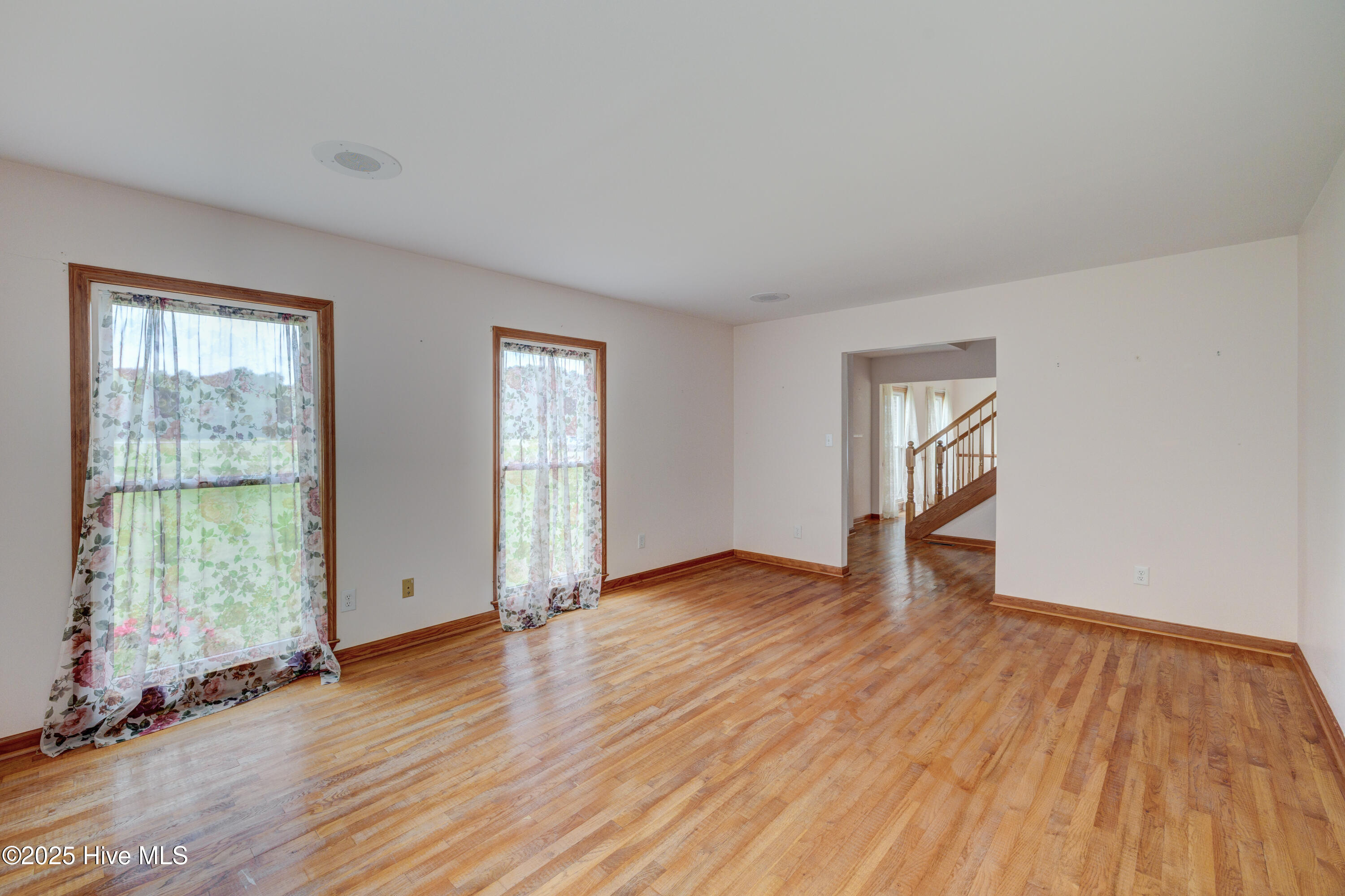 Burgaw, North Carolina, 28425, United States, 4 Bedrooms Bedrooms, ,4 BathroomsBathrooms,Residential,For Sale,1818380