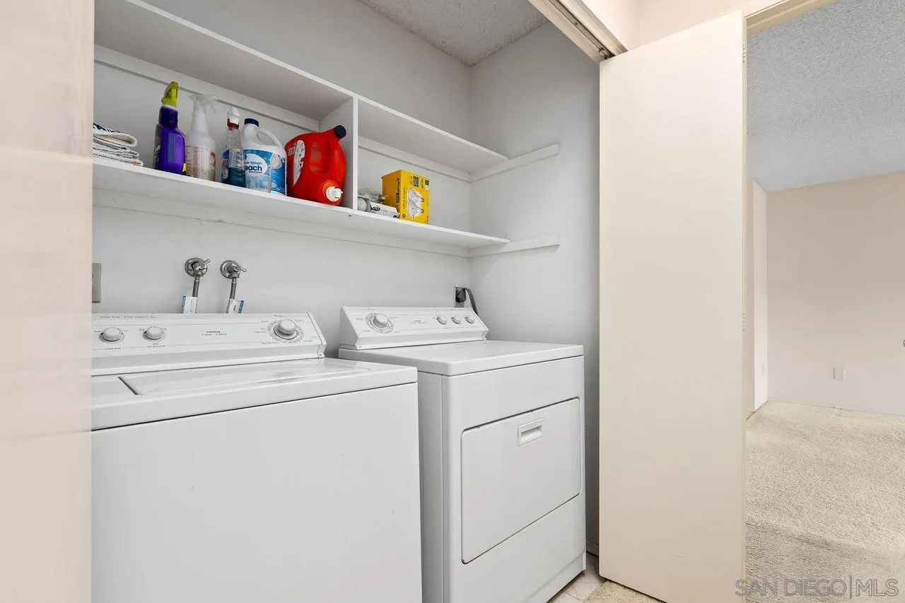 San Diego, California, 92128, United States, 2 Bedrooms Bedrooms, ,2 BathroomsBathrooms,Residential,For Sale,1991456