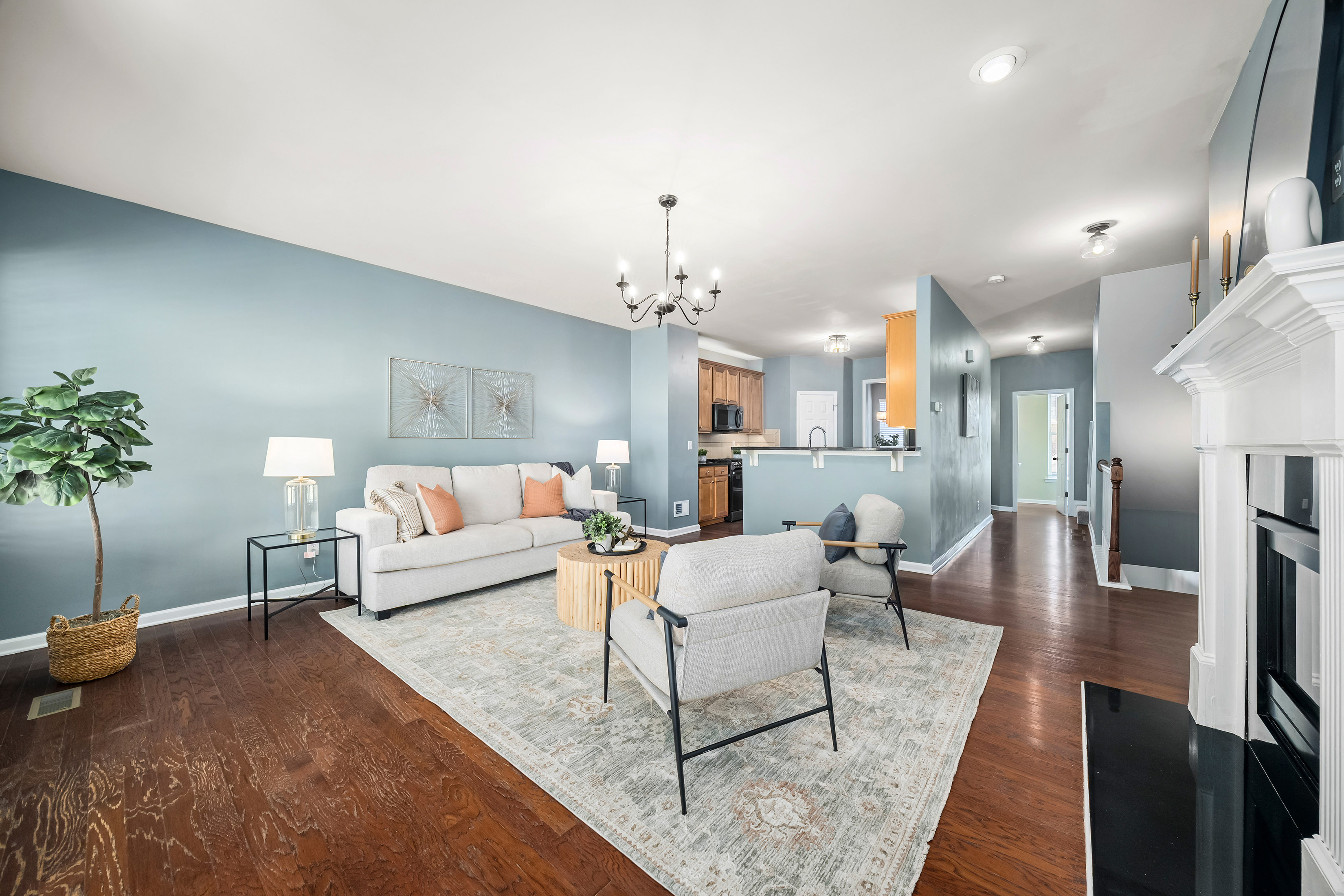 Beautifully Appointed End-Unit Townhome - 物件實景