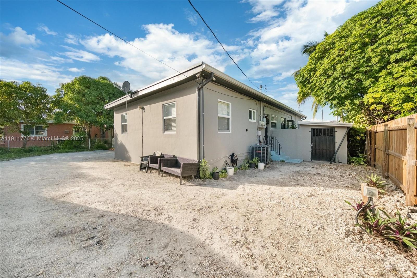 North Miami, Florida, 33168, United States, ,Residential,For Sale,1991833