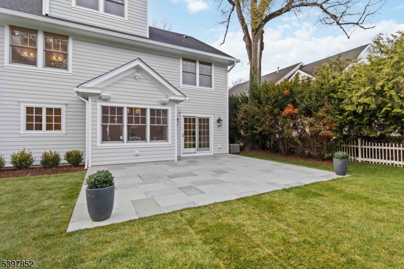 Chatham Twp., New Jersey, 07928, United States, 7 Bedrooms Bedrooms, ,8 BathroomsBathrooms,Residential,For Sale,1995947