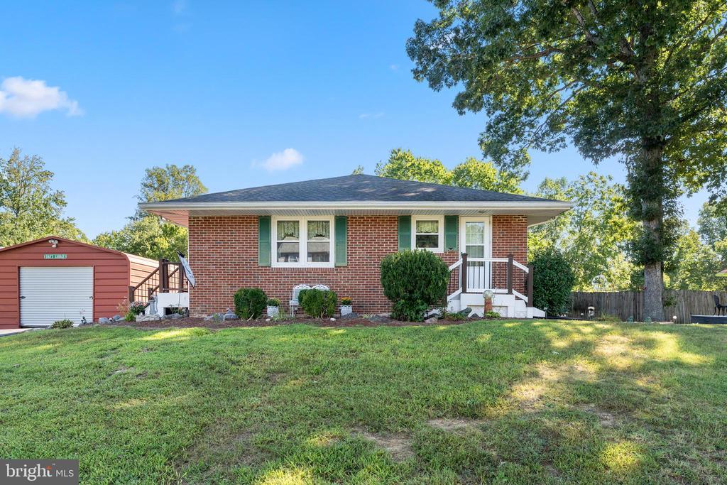 Fredericksburg, Virginia, 22407, United States, 5 Bedrooms Bedrooms, ,3 BathroomsBathrooms,Residential,For Sale,1925388