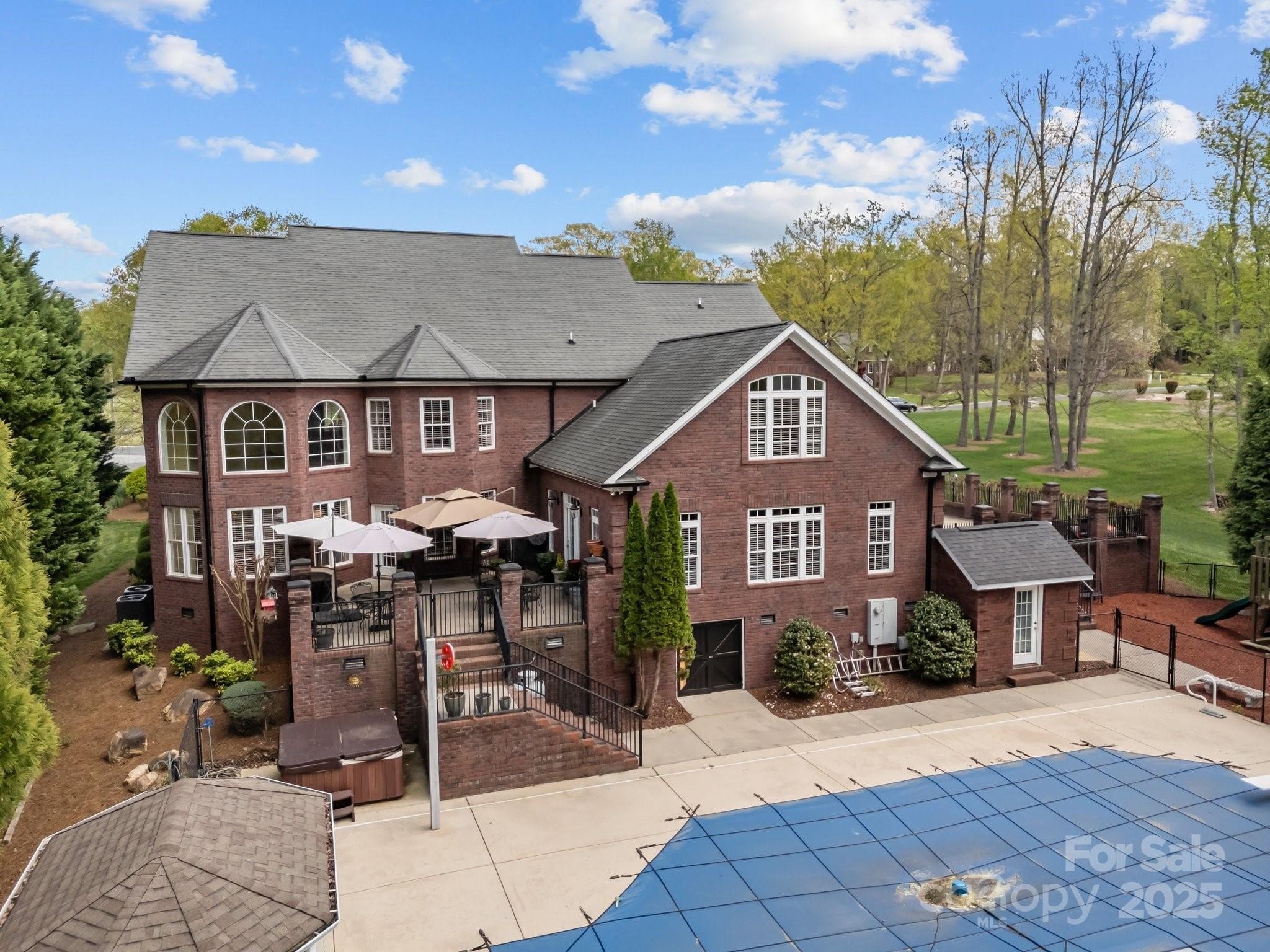 Salisbury, North Carolina, 28146, United States, 4 Bedrooms Bedrooms, ,4 BathroomsBathrooms,Residential,For Sale,1888803