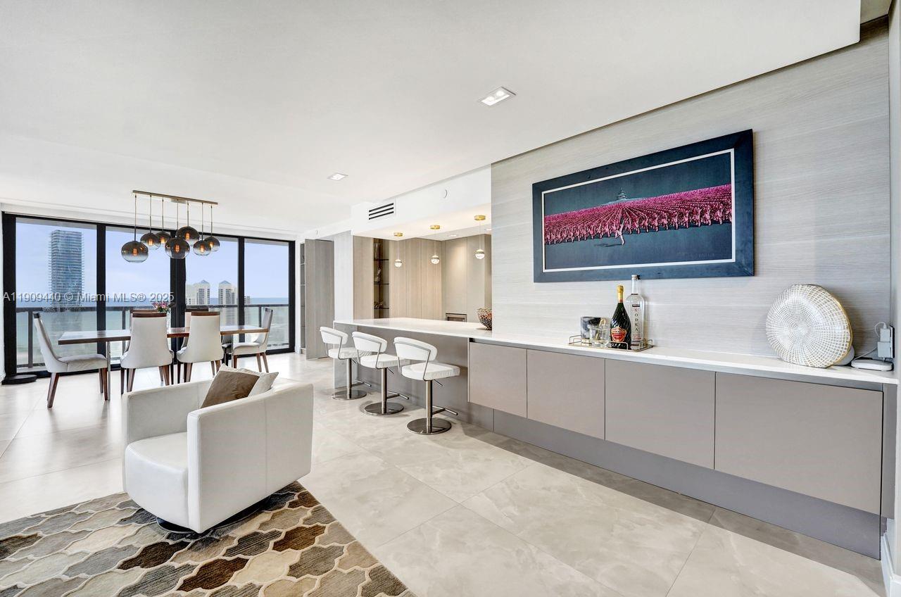 Aventura, Florida, 33180, United States, 4 Bedrooms Bedrooms, ,3 BathroomsBathrooms,Residential,For Sale,1989570