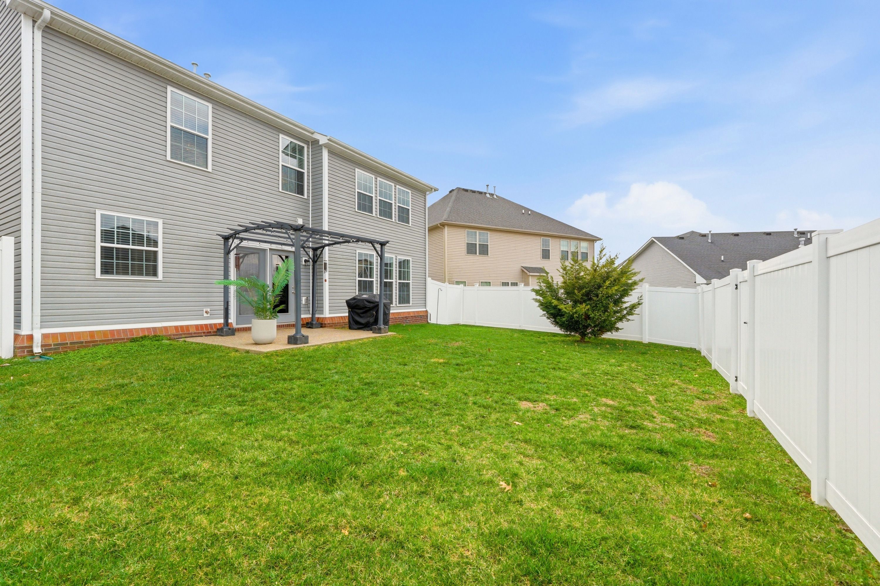  16909 Ascender Pass, Louisville, KY 40245 - 物件實景
