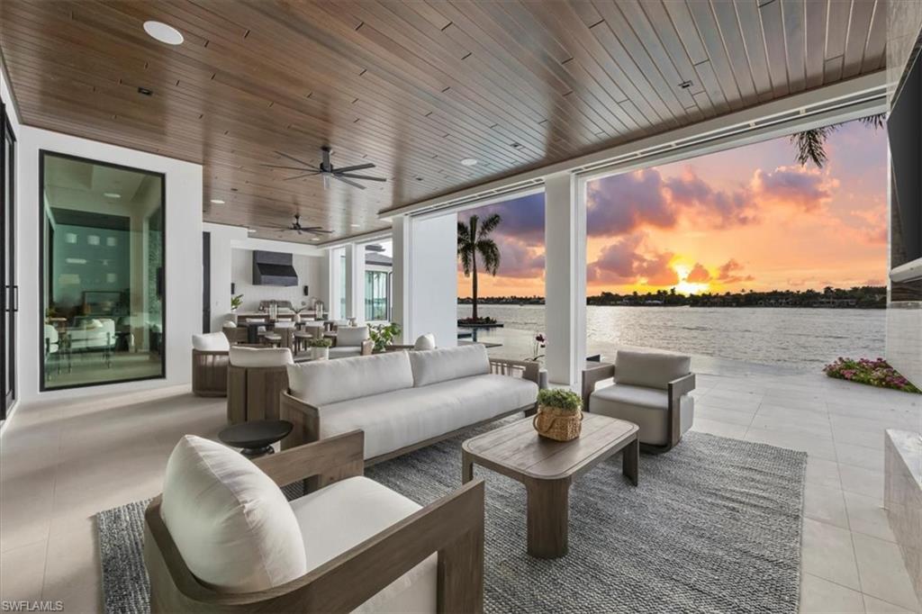 Naples, Florida, 34102, United States, 5 Bedrooms Bedrooms, ,7 BathroomsBathrooms,Residential,For Sale,1991878