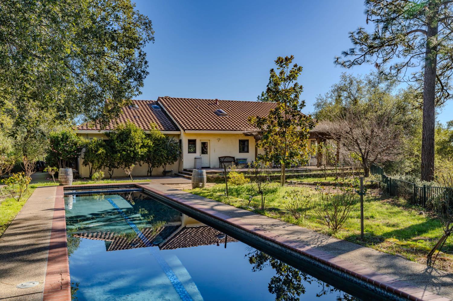 Plymouth, California, 95669, United States, 3 Bedrooms Bedrooms, ,3 BathroomsBathrooms,Residential,For Sale,1979143
