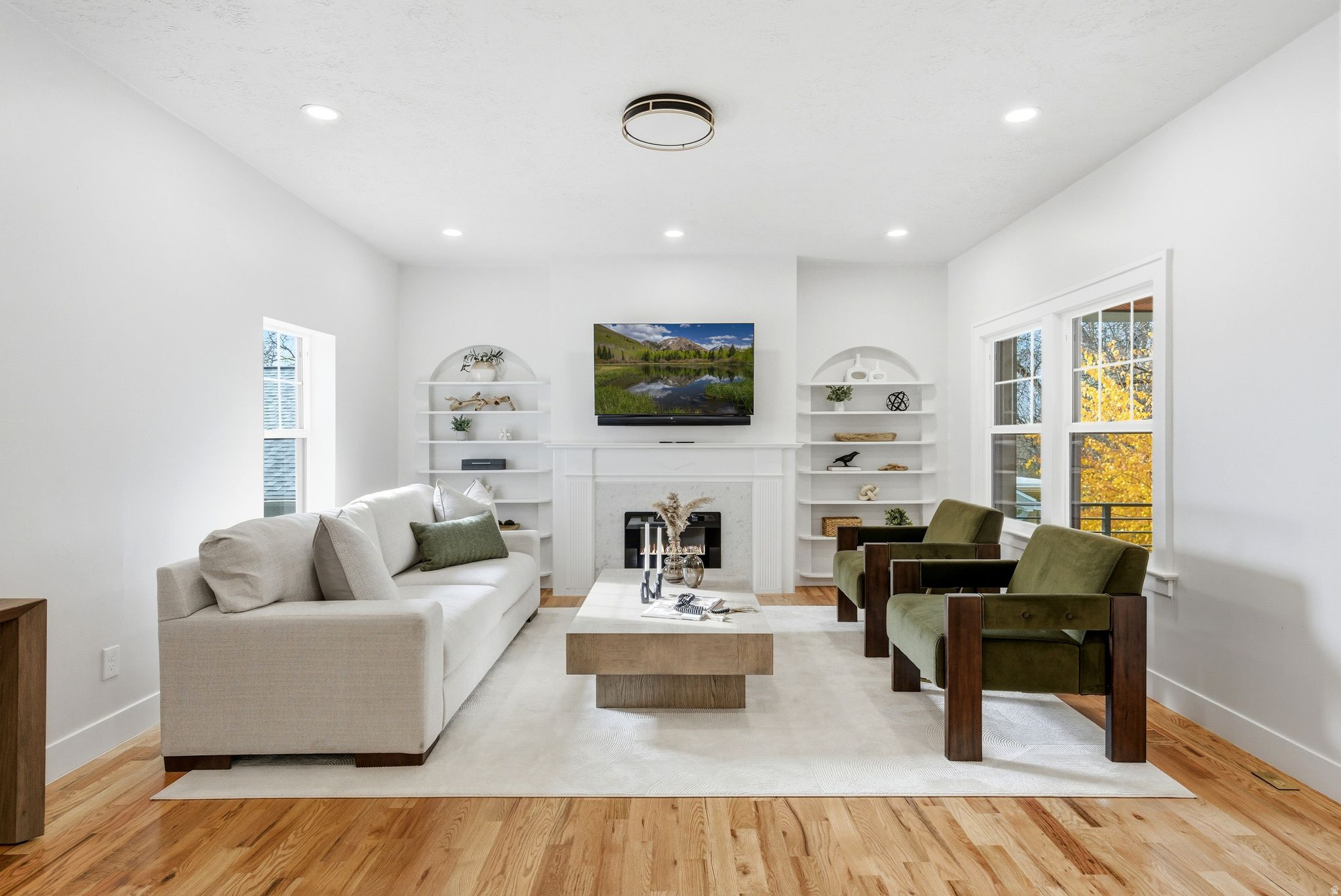 Salt Lake City, Utah, 84105, United States, 4 Bedrooms Bedrooms, ,2 BathroomsBathrooms,Residential,For Sale,2001722