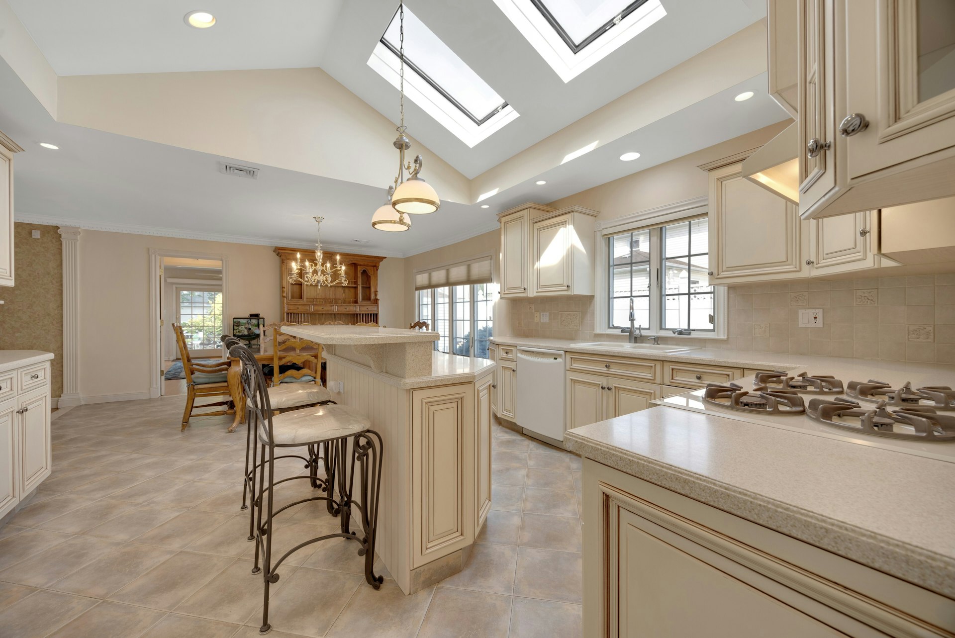  184 West Passaic Ave, Rutherford, NJ 07070 - 物件實景