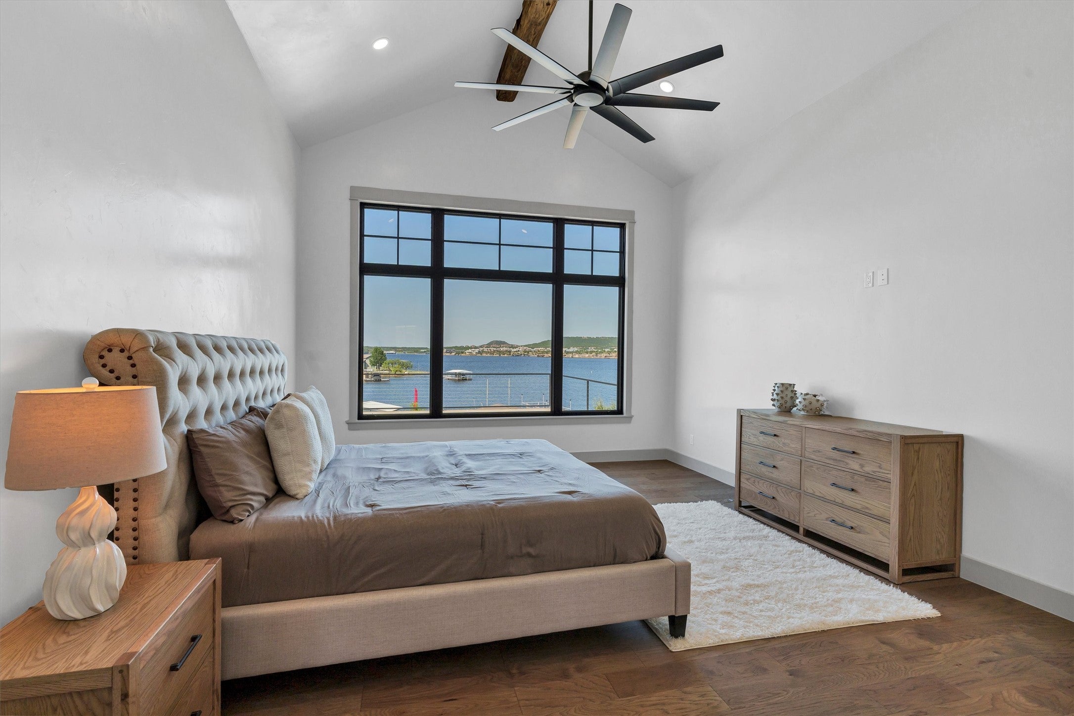 Graford, Texas, 76449, United States, 5 Bedrooms Bedrooms, ,6 BathroomsBathrooms,Residential,For Sale,1980224