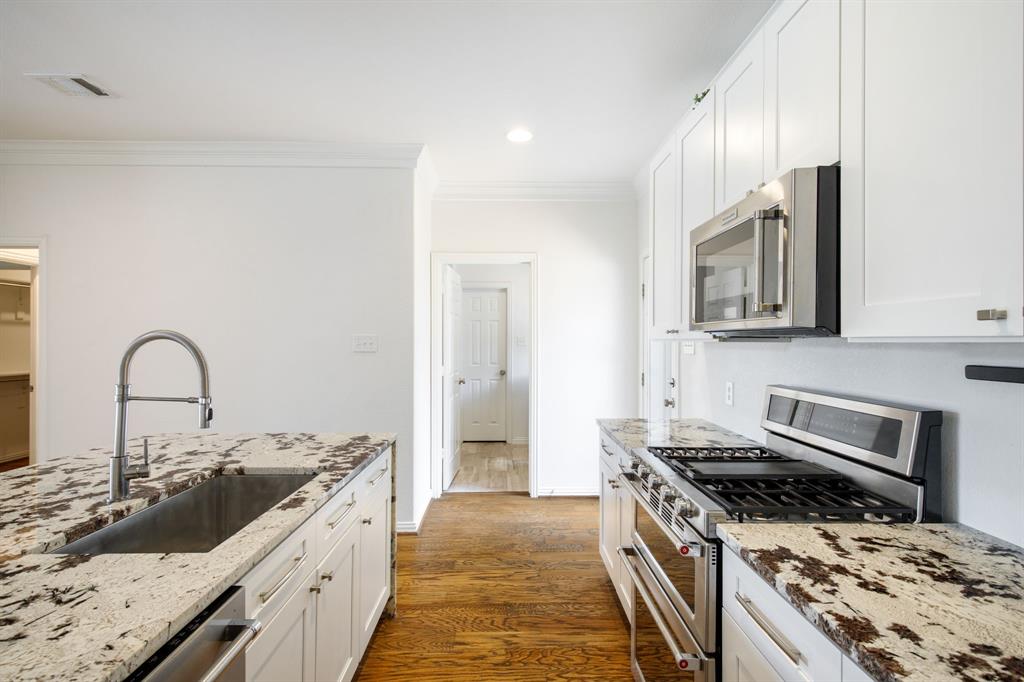 Dallas, Texas, 75235, United States, 3 Bedrooms Bedrooms, ,3 BathroomsBathrooms,Residential,For Sale,1906057