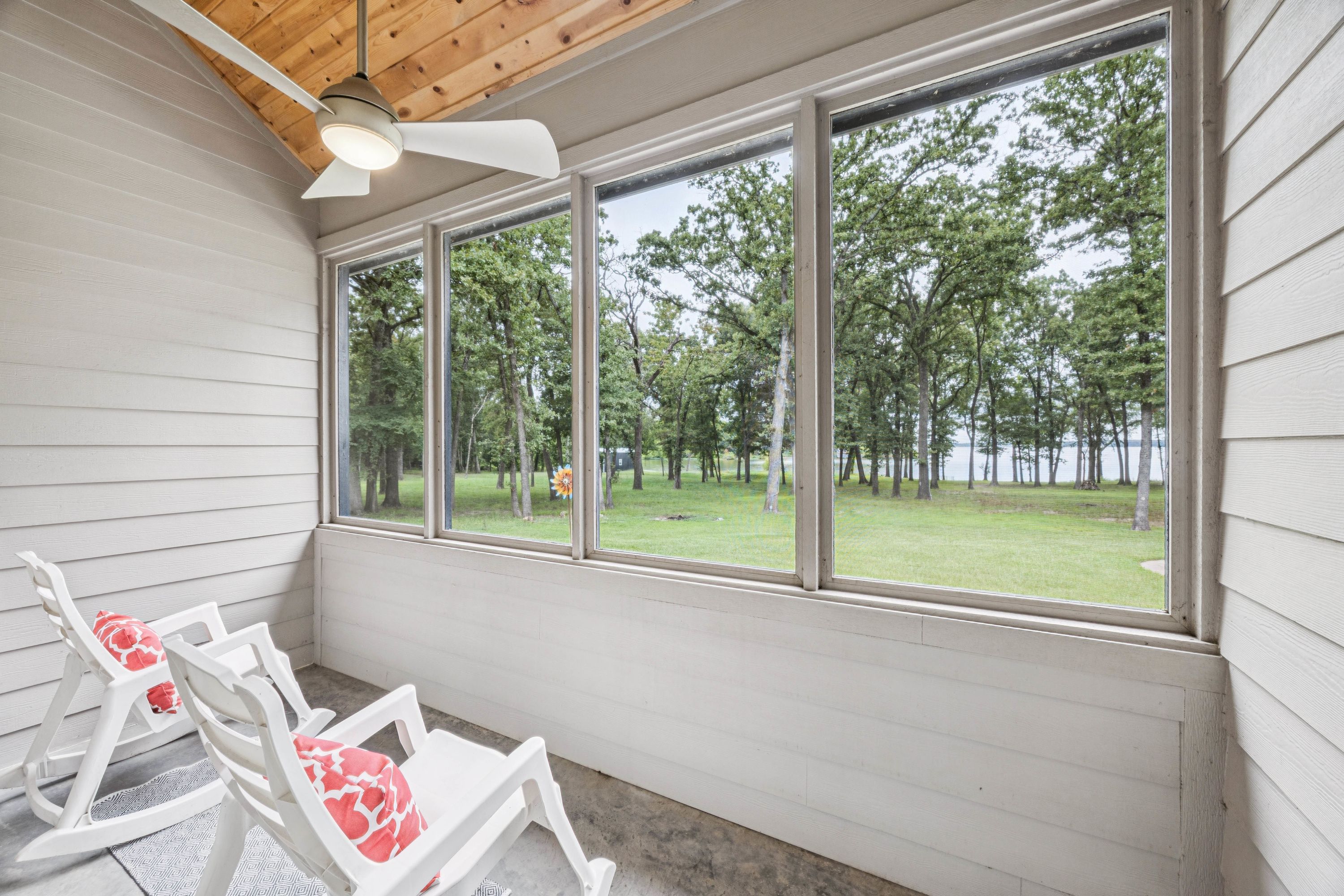  LAKEFRONT LIVING ON THE SHORE OF LAKE TAWAKONI - 60 minutes from Downtown Dallas - 物件實景