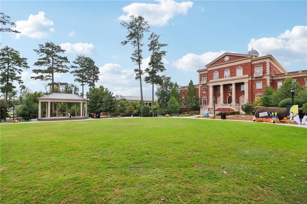 Alpharetta, Georgia, 30009, United States, 5 Bedrooms Bedrooms, ,4 BathroomsBathrooms,Residential,For Sale,1976407