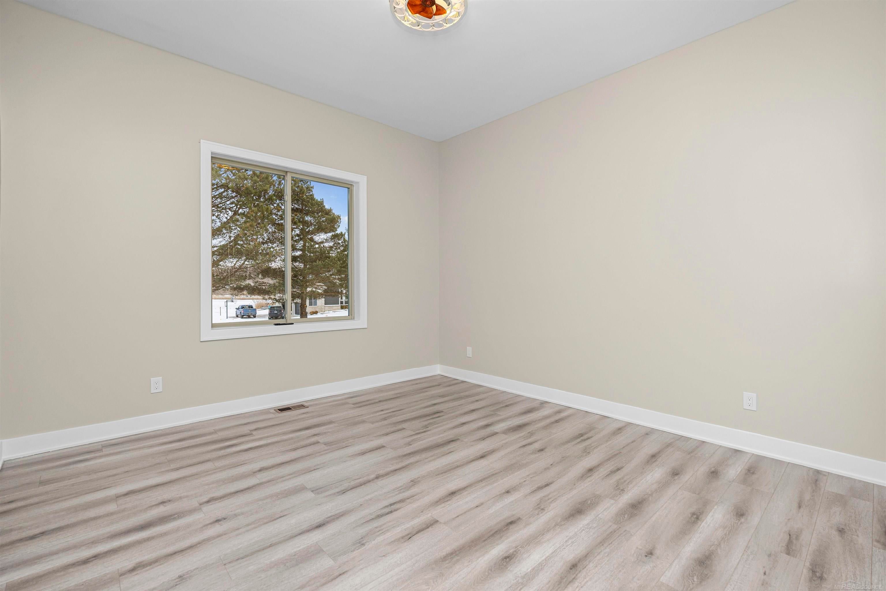 Richmond, Michigan, 48062, United States, 3 Bedrooms Bedrooms, ,3 BathroomsBathrooms,Residential,For Sale,2027528
