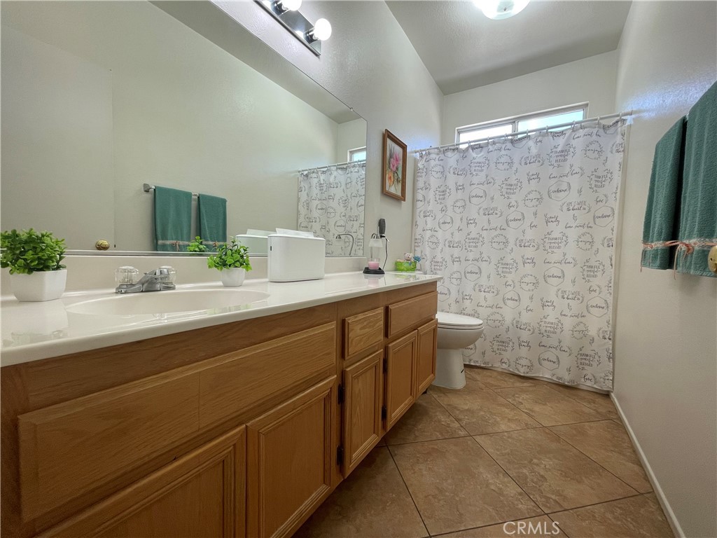 Hemet, California, 92544, United States, 4 Bedrooms Bedrooms, ,1 BathroomBathrooms,Residential,For Sale,1923257