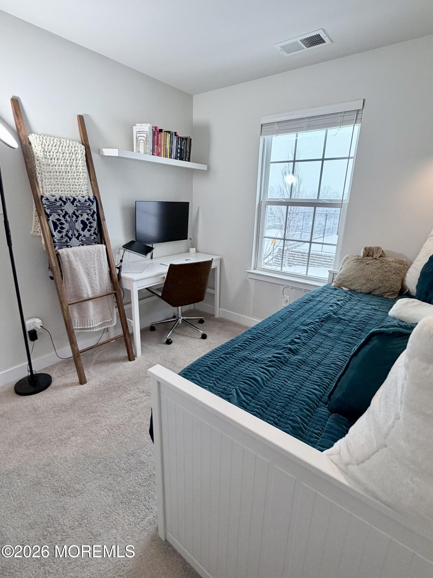 Parlin, New Jersey, 08859, United States, 3 Bedrooms Bedrooms, ,3 BathroomsBathrooms,Residential,For Sale,2010964