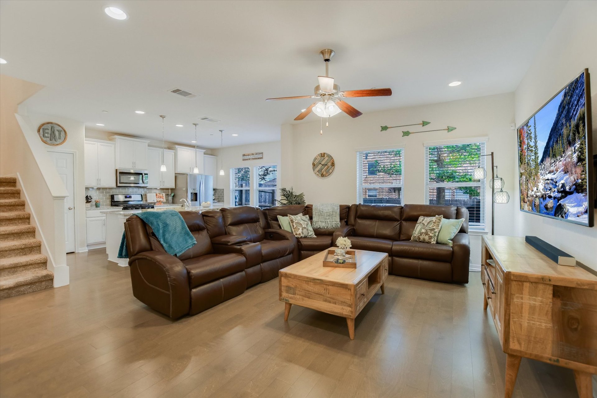 Lakeline Blvd, Cedar Park, TX 78613