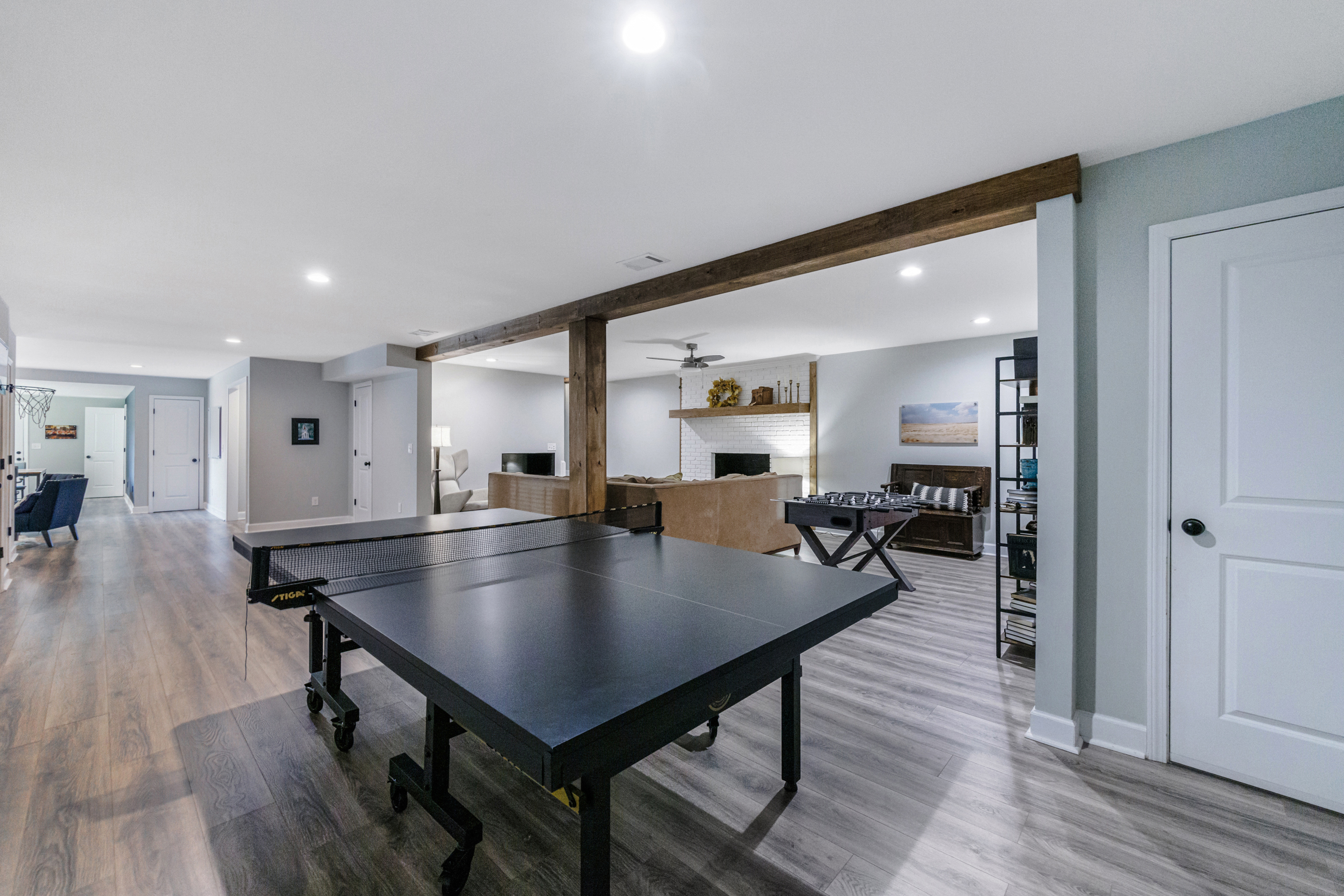  Stunning Fully Renovated Oasis on 2.4+/- Acres - 物件實景