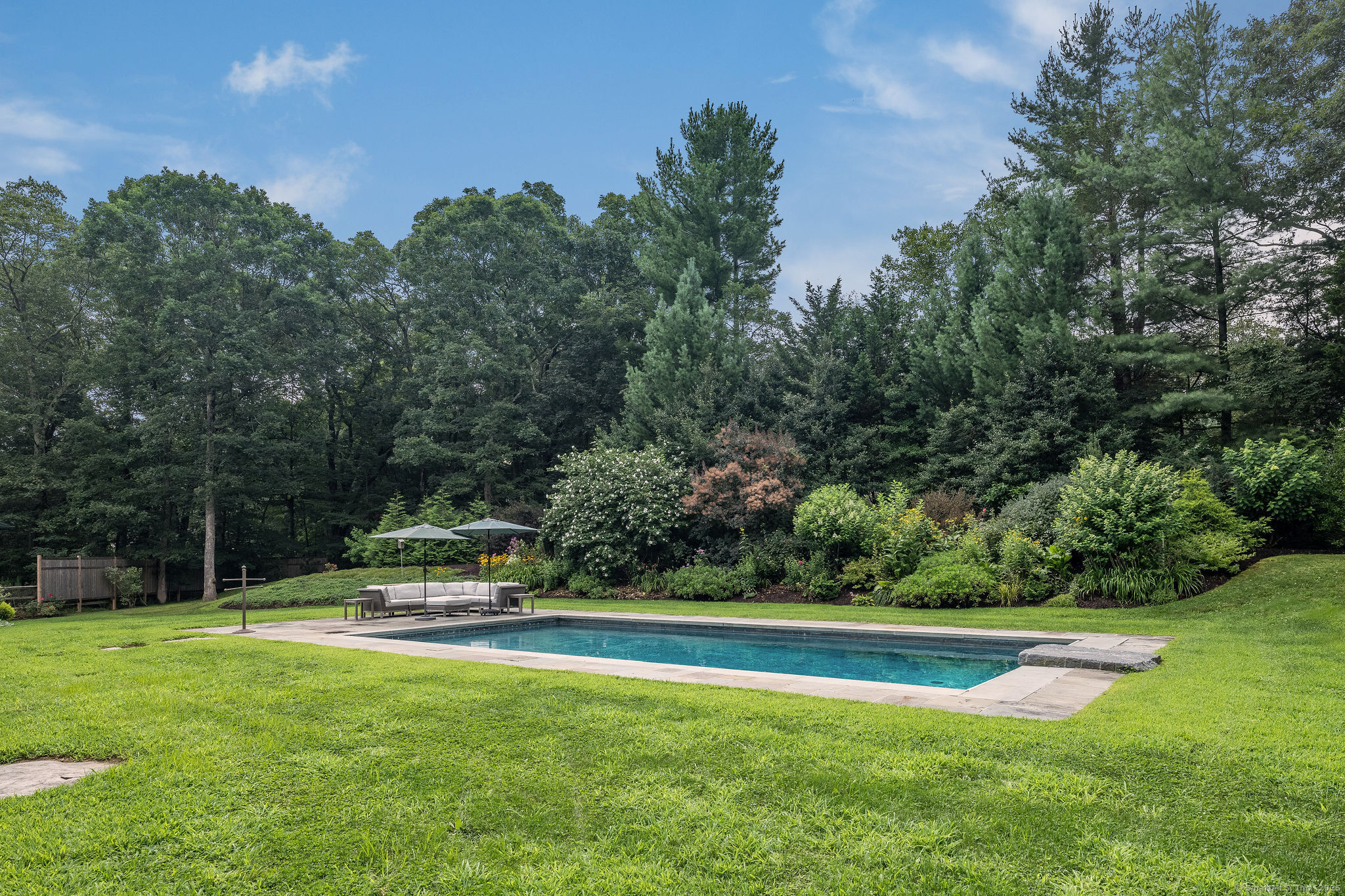 Guilford, Connecticut, 06437, United States, 5 Bedrooms Bedrooms, ,8 BathroomsBathrooms,Residential,For Sale,1903755