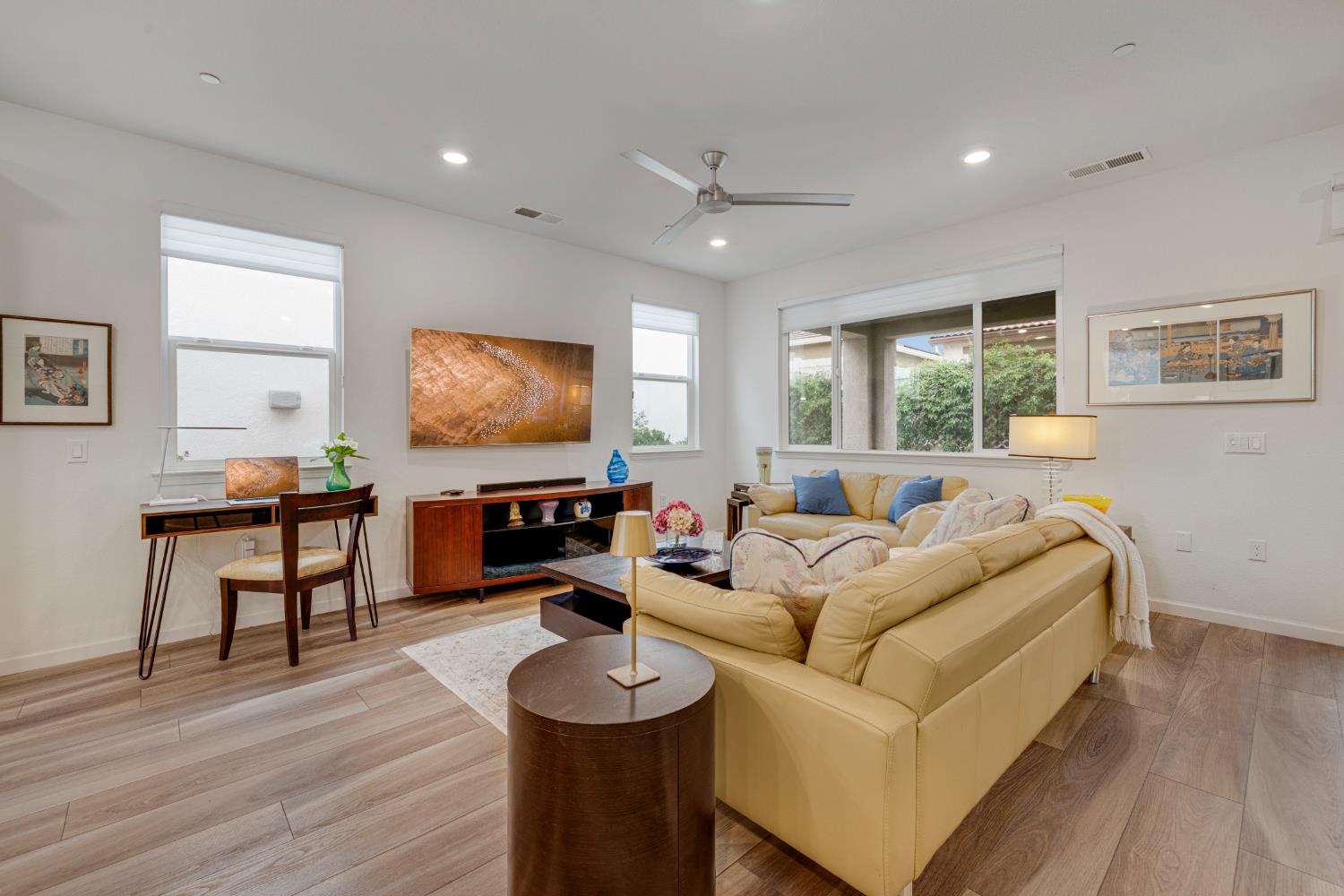 El Dorado Hills, California, 95762, United States, 2 Bedrooms Bedrooms, ,2 BathroomsBathrooms,Residential,For Sale,1999845