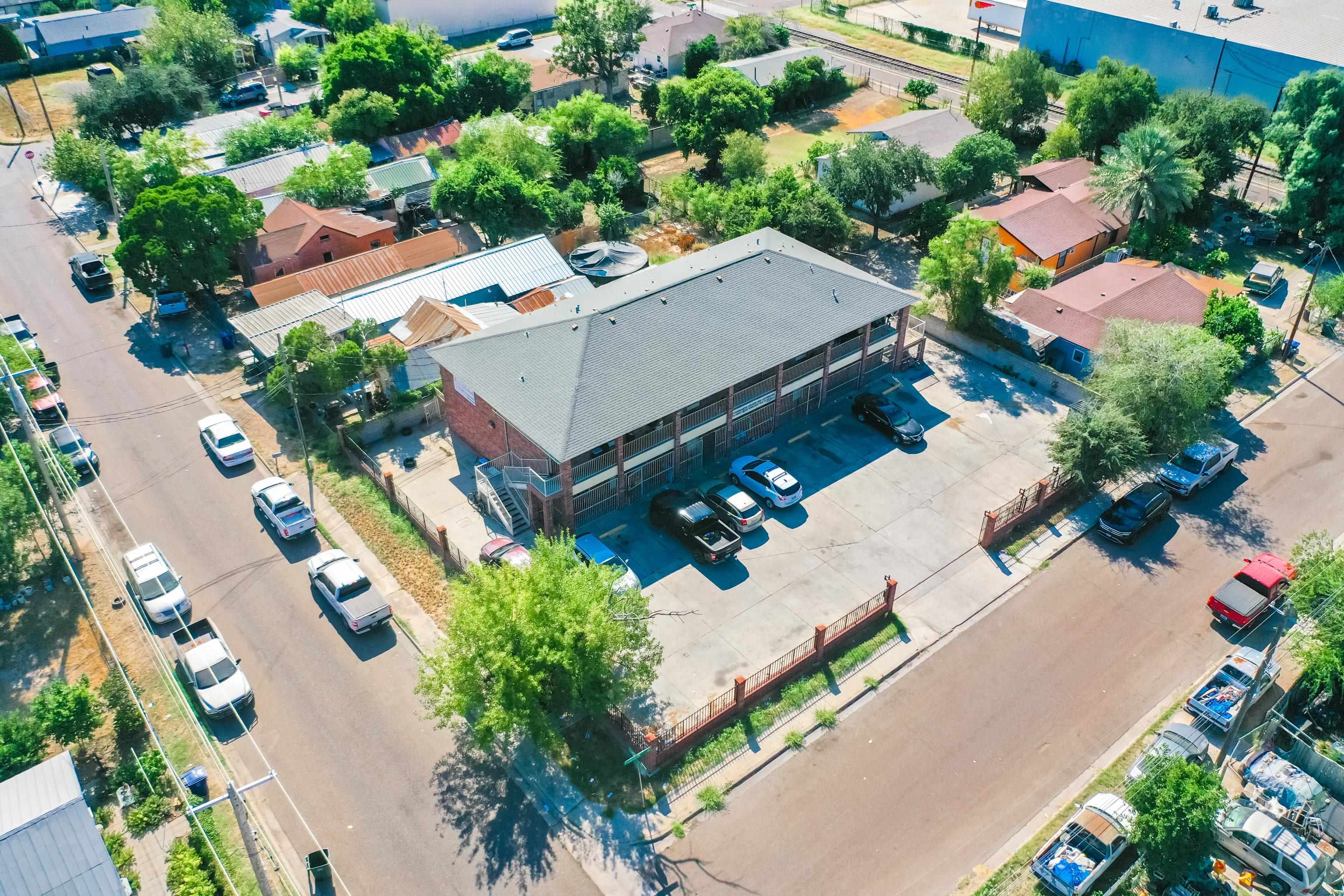 2220 Santa Cleotilde Ave, LAREDO, Texas, 78040, United States, ,Residential,For Sale,2220 Santa Cleotilde Ave,1656453
