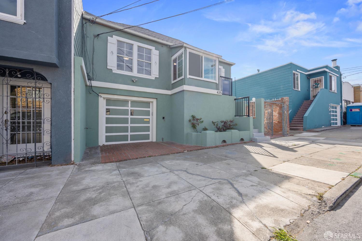 San Francisco, California, 94134, United States, 4 Bedrooms Bedrooms, ,3 BathroomsBathrooms,Residential,For Sale,1950995