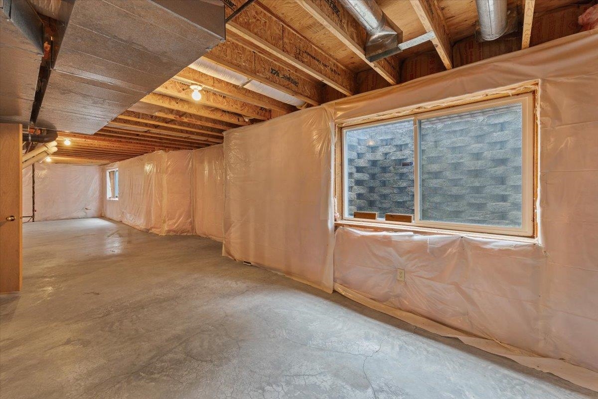 Spokane, Washington, 99223, United States, 4 Bedrooms Bedrooms, ,3 BathroomsBathrooms,Residential,For Sale,1950808