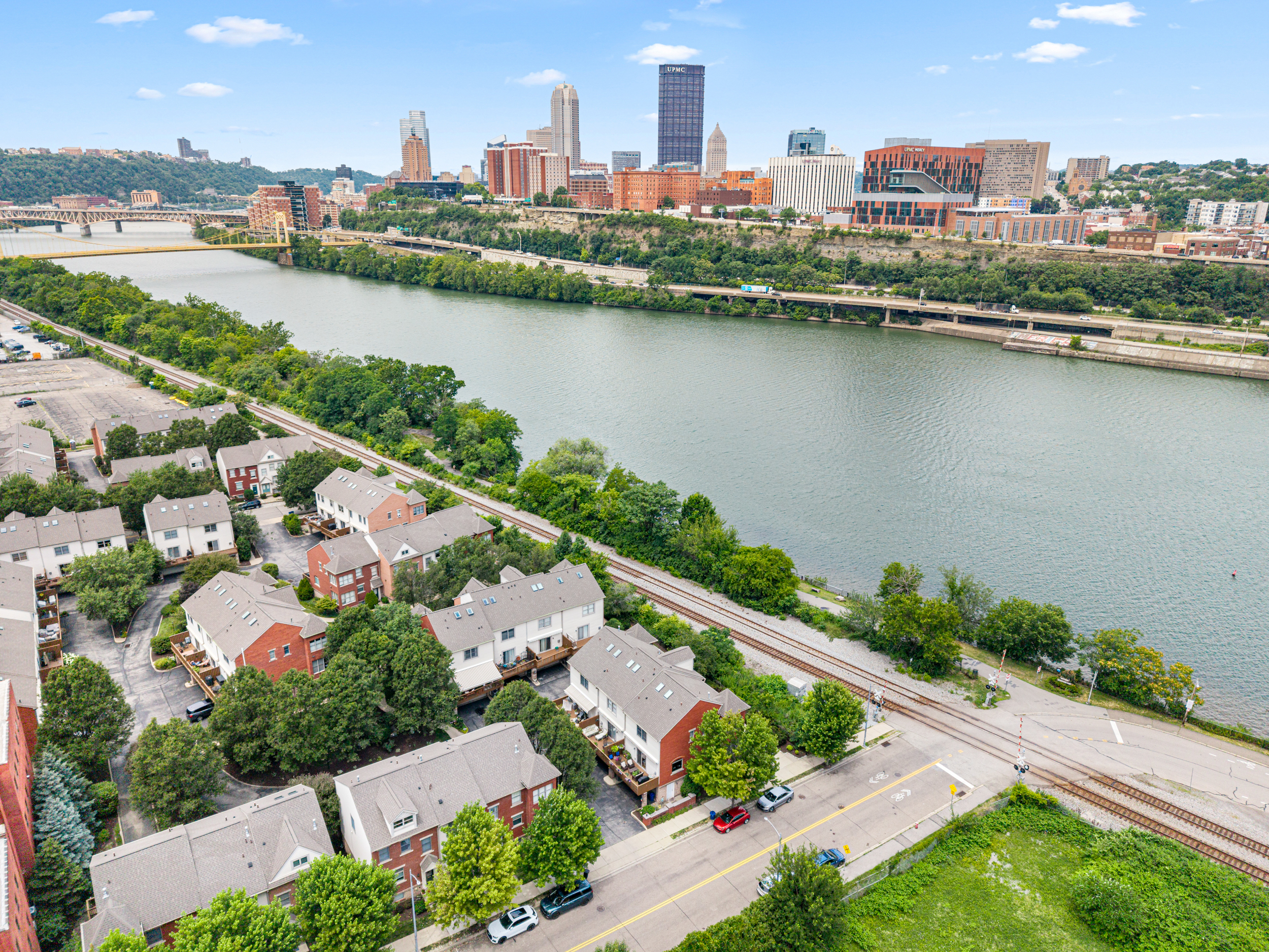  1740 South Shore Court, Pittsburgh, PA 15203 - 物件實景