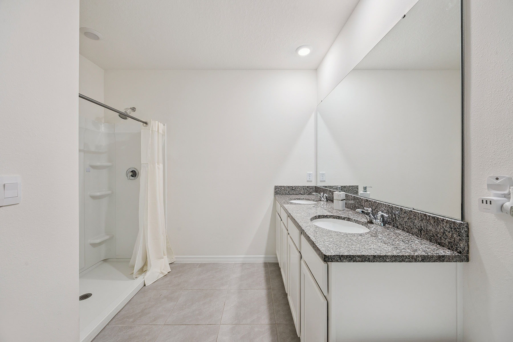  DAVENPORT - 物件實景