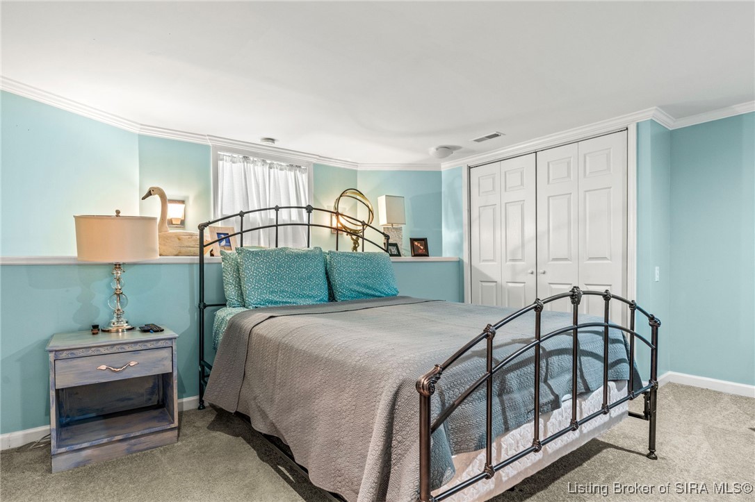 Jeffersonville, Indiana, 47130, United States, 4 Bedrooms Bedrooms, ,4 BathroomsBathrooms,Residential,For Sale,1897686