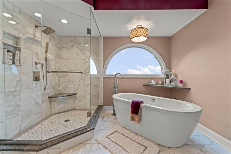 Mcmurray, Pennsylvania, 15317, United States, 4 Bedrooms Bedrooms, ,4 BathroomsBathrooms,Residential,For Sale,1928705