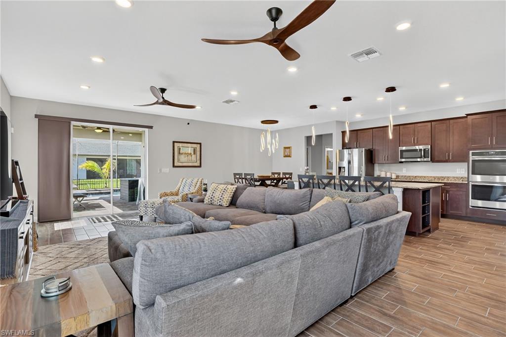 Cape Coral, Florida, 33993, United States, 3 Bedrooms Bedrooms, ,2 BathroomsBathrooms,Residential,For Sale,1997058