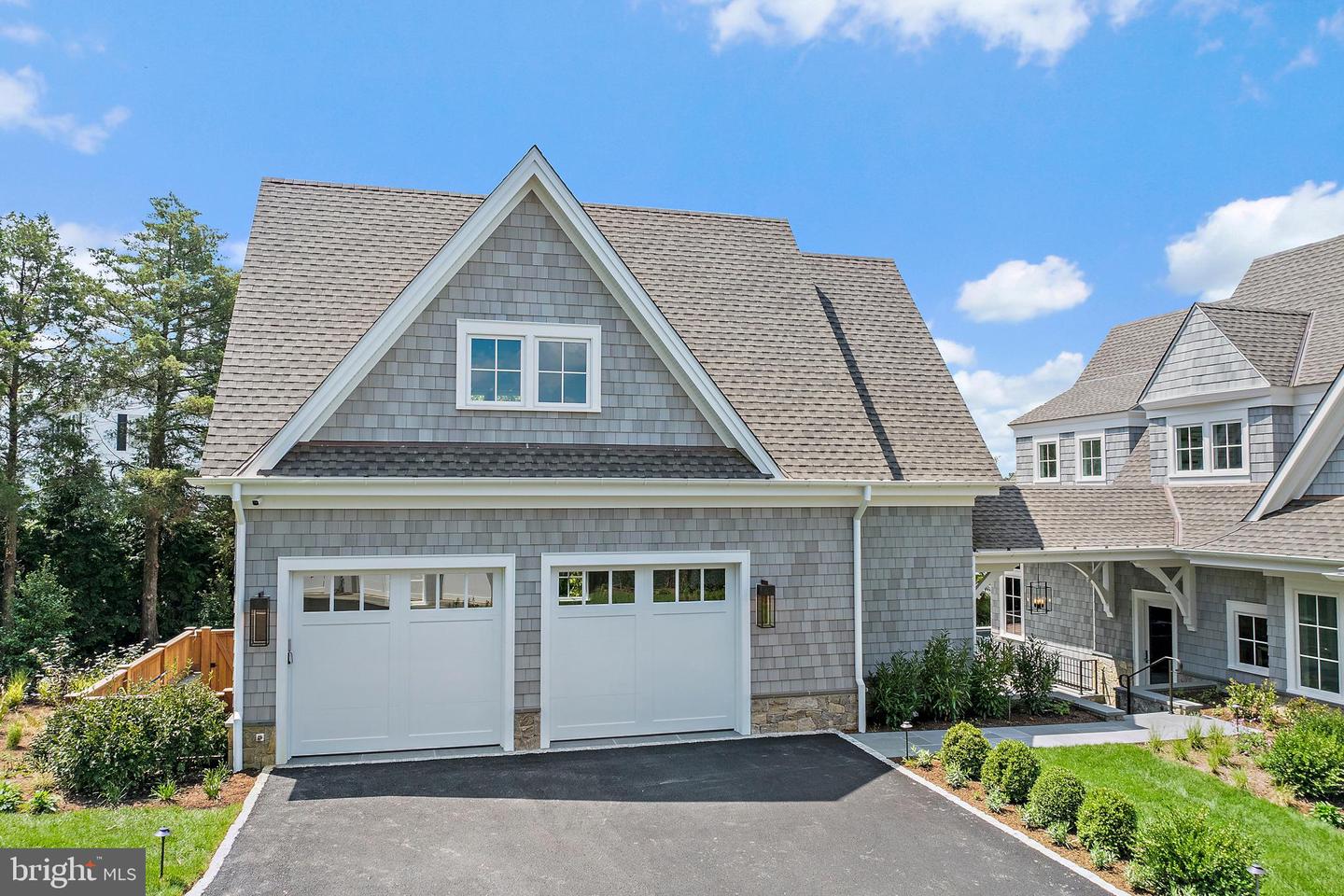 Annapolis, Maryland, 21403, United States, 4 Bedrooms Bedrooms, ,6 BathroomsBathrooms,Residential,For Sale,1940452