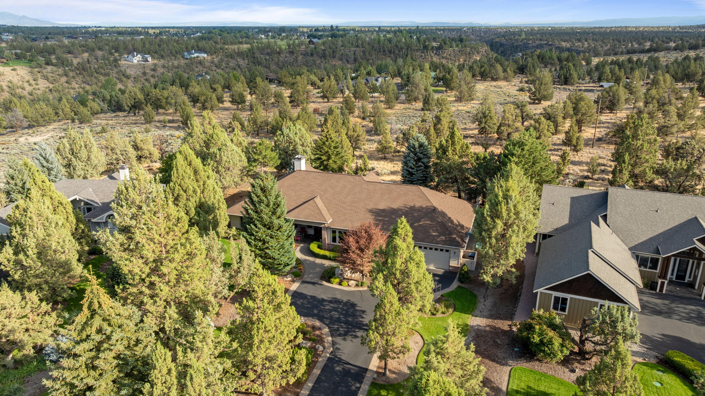 Redmond, Oregon, 97756, United States, 3 Bedrooms Bedrooms, ,3 BathroomsBathrooms,Residential,For Sale,1926997
