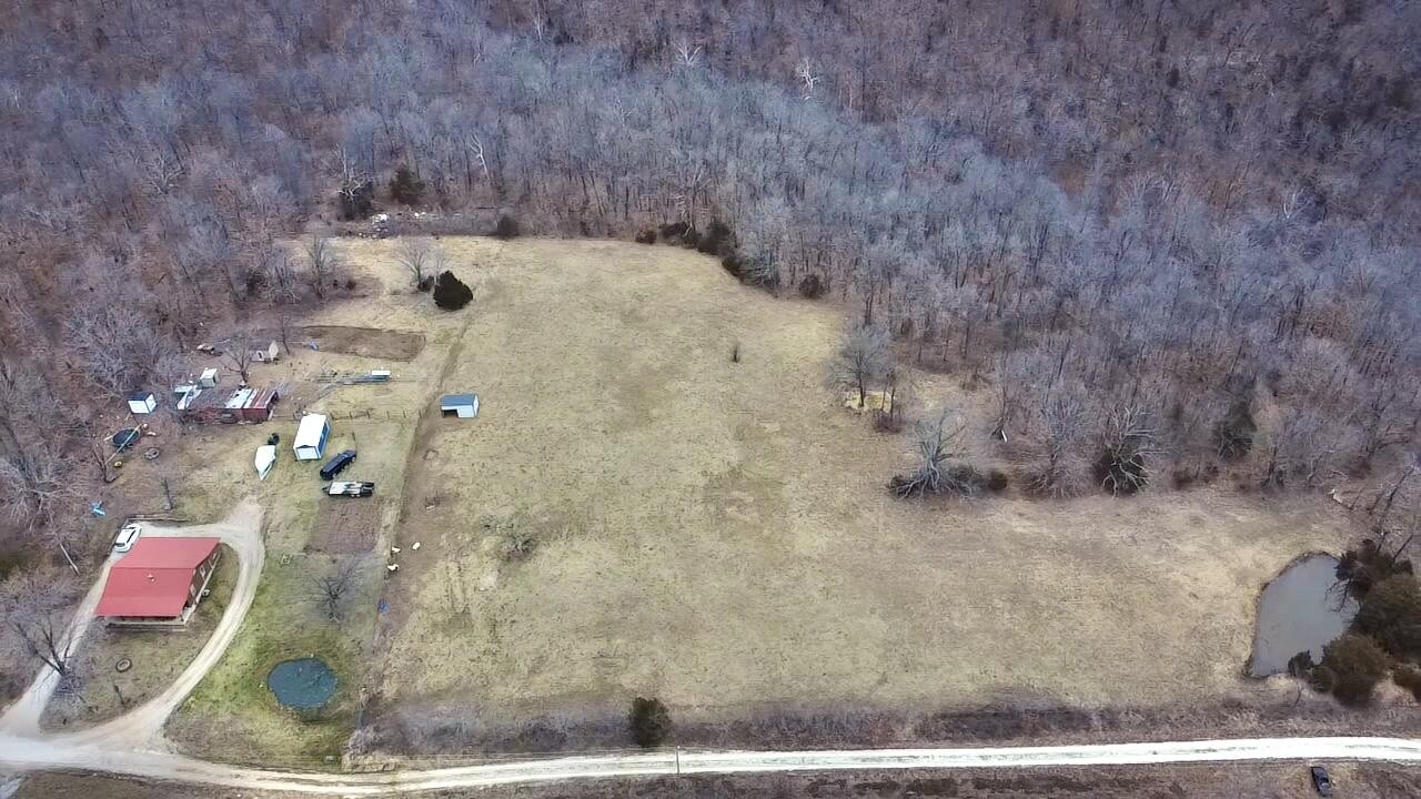 Long Lane, Missouri, 65590, United States, 2 Bedrooms Bedrooms, ,1 BathroomBathrooms,Residential,For Sale,1934971