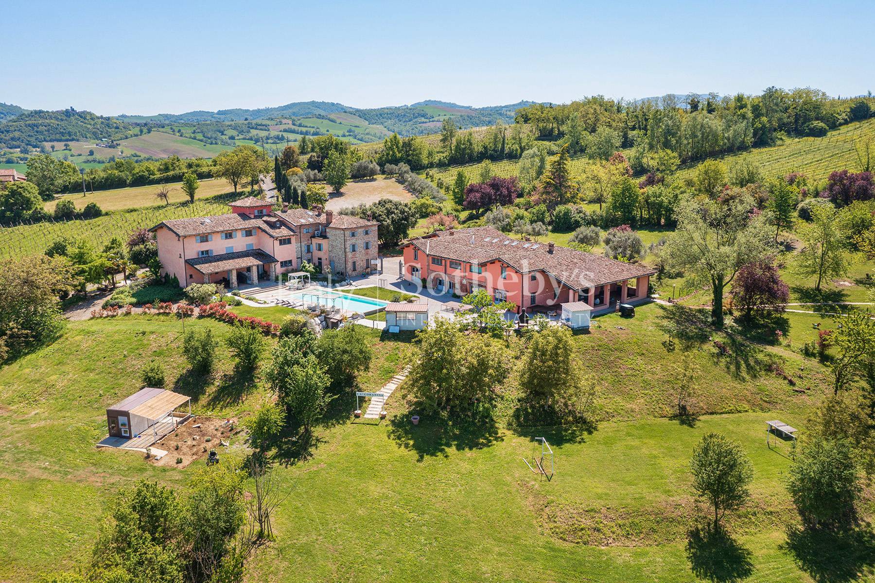  Farmhouse among the Vineyards of the Val Tidone south of Milan - 物件實景
