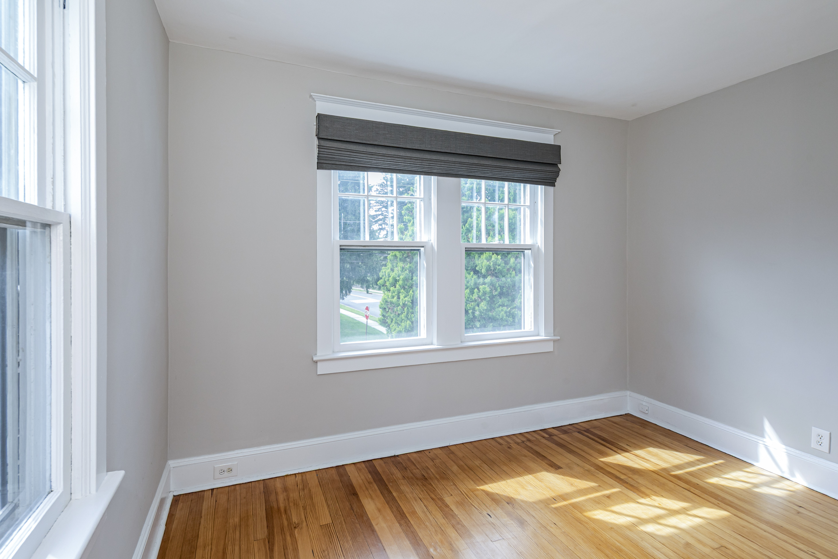  Pretty Porch, Polished Wood Floors, Prime Princeton Location - 物件實景