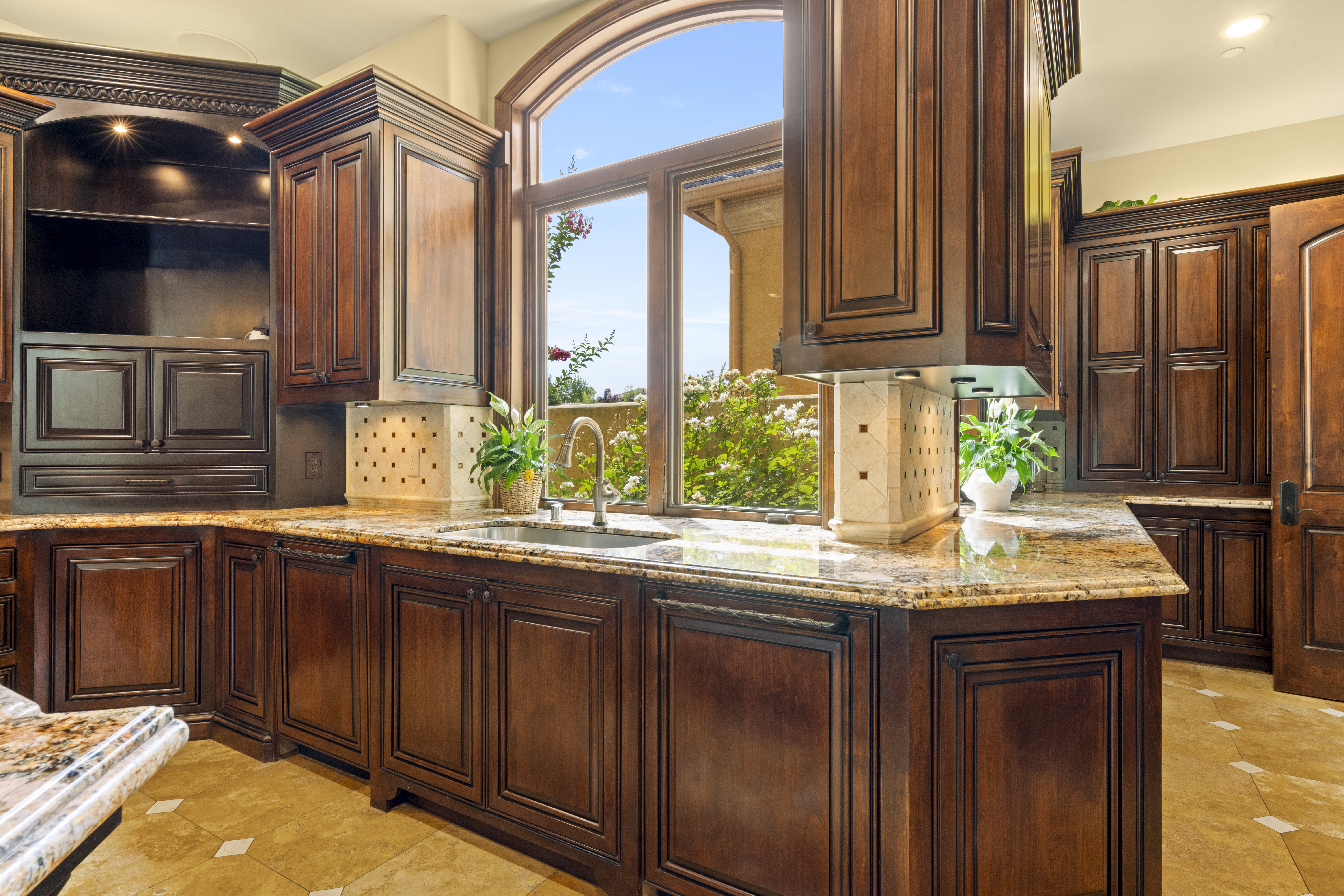  9220 Tuscany Oaks Court, Granite Bay, CA 95746 - 物件實景