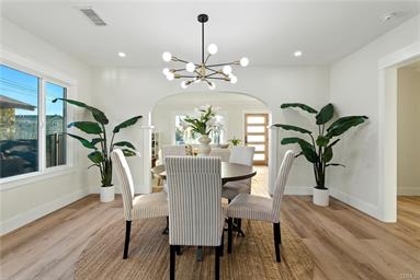 Los Angeles, California, 90008, United States, 6 Bedrooms Bedrooms, ,4 BathroomsBathrooms,Residential,For Sale,2005417