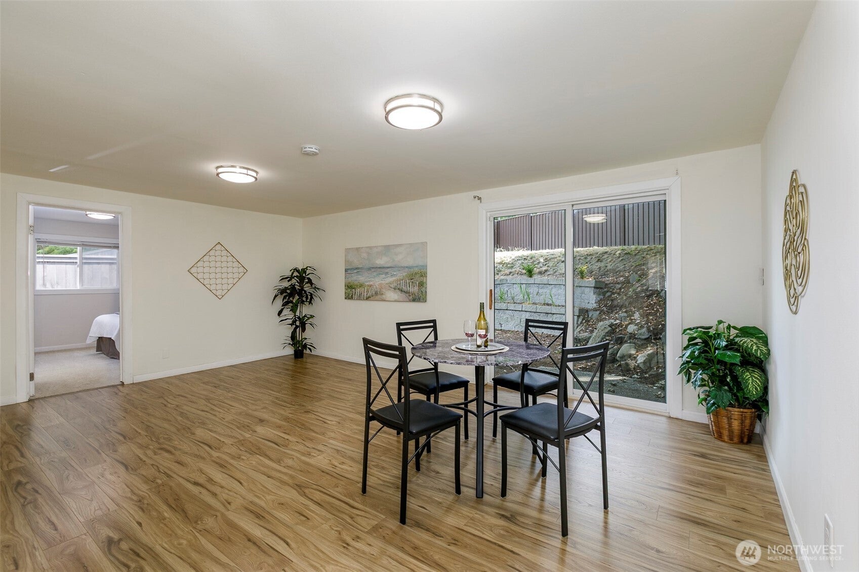 Renton, Washington, 98056, United States, 4 Bedrooms Bedrooms, ,2 BathroomsBathrooms,Residential,For Sale,1905778