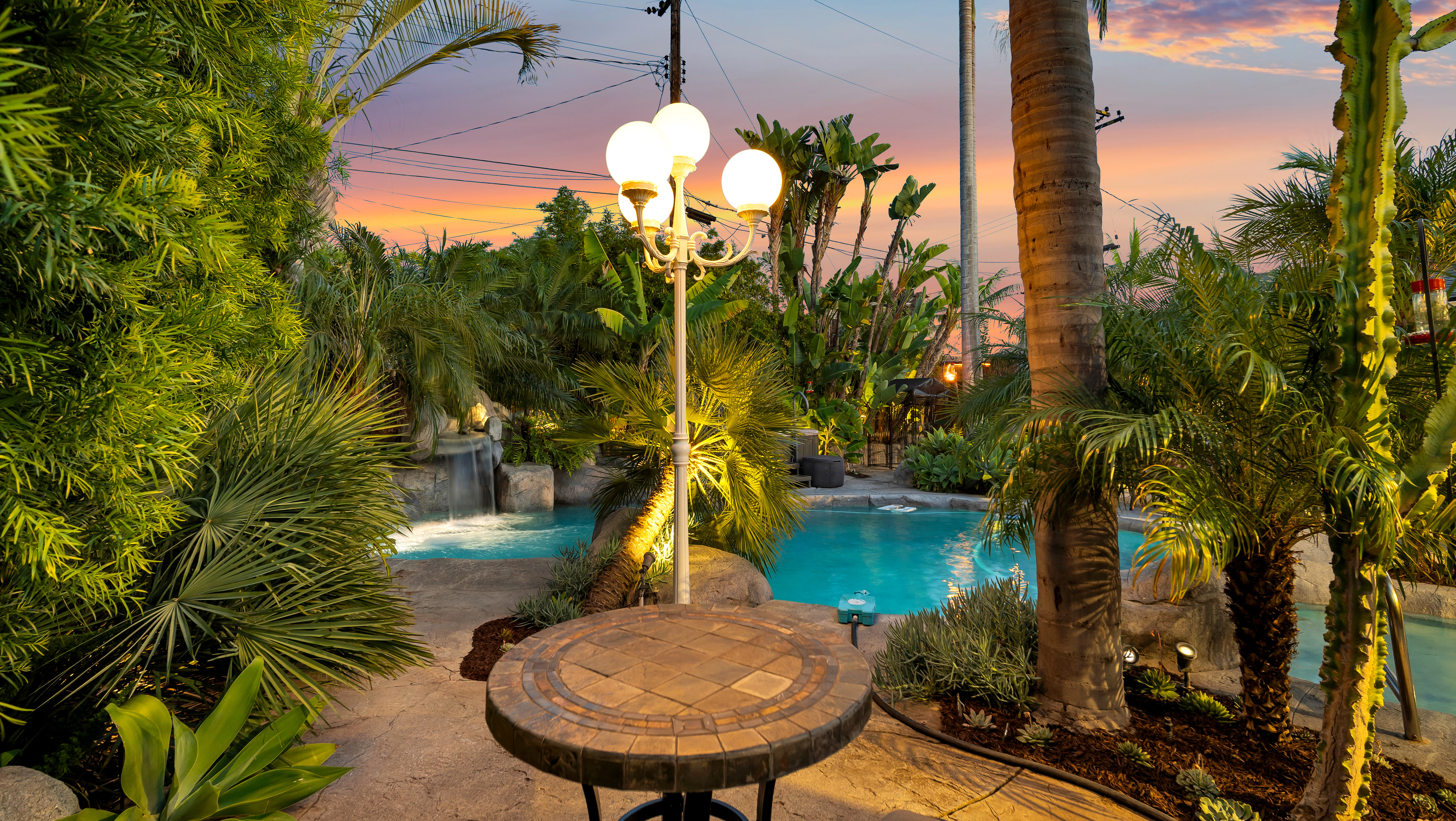  2129 North Pine Street, Orange, CA 92865 - 物件實景