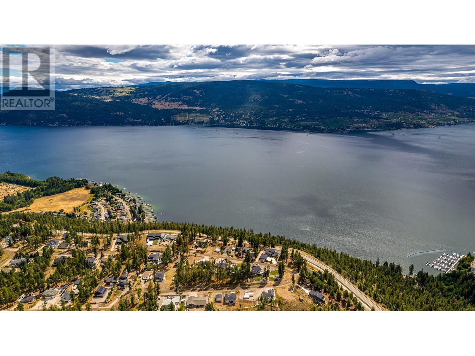 KELOWNA, British Columbia, V1Z 3W5, CA, 2 Bedrooms Bedrooms, ,2 BathroomsBathrooms,Residential,For Sale,1897605