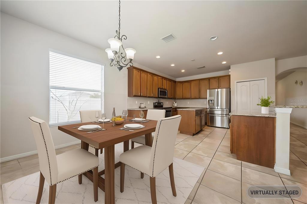 Plant City, Florida, 33566, United States, 5 Bedrooms Bedrooms, ,4 BathroomsBathrooms,Residential,For Sale,1848663