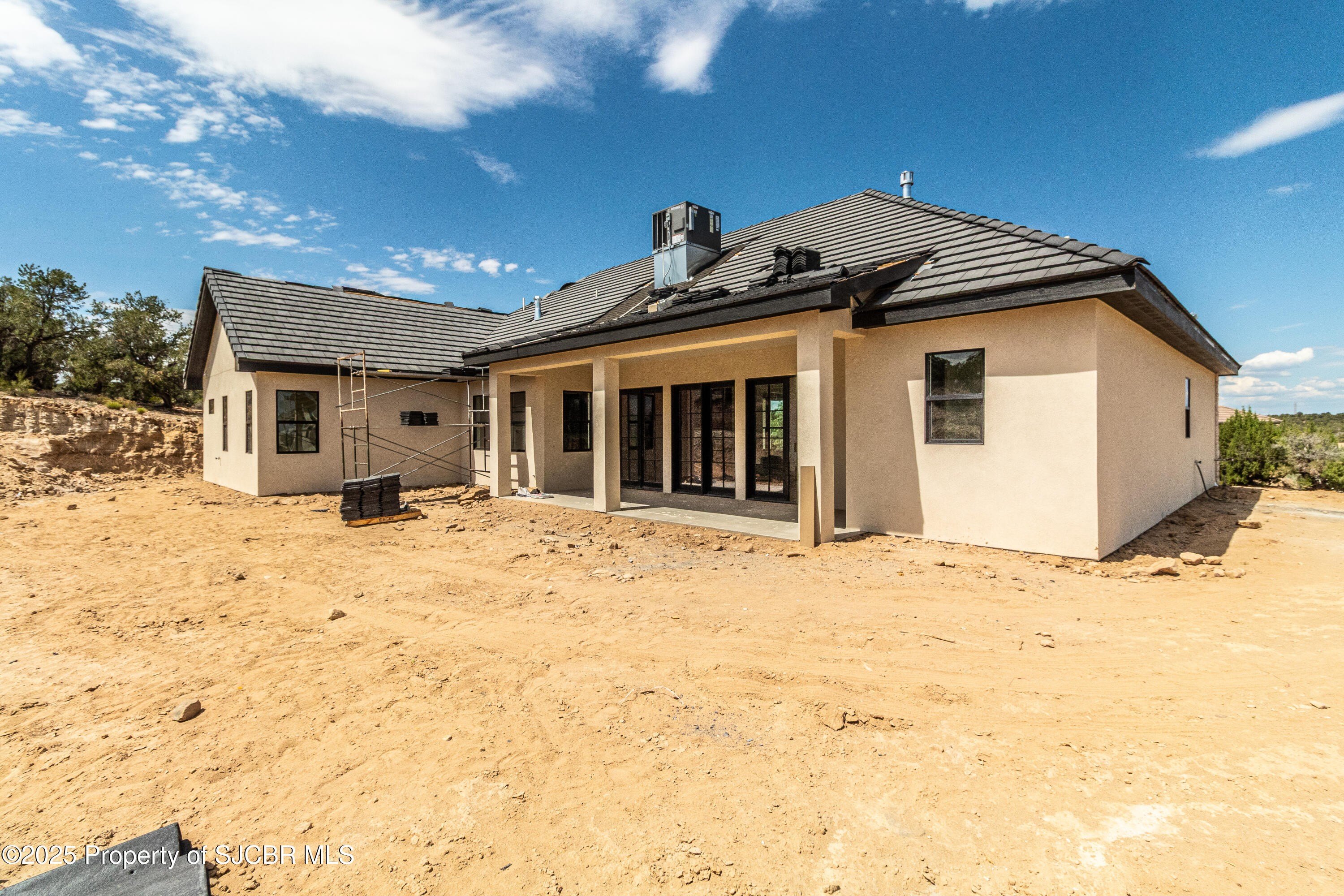 Farmington, New Mexico, 87402, United States, 4 Bedrooms Bedrooms, ,3 BathroomsBathrooms,Residential,For Sale,1902752