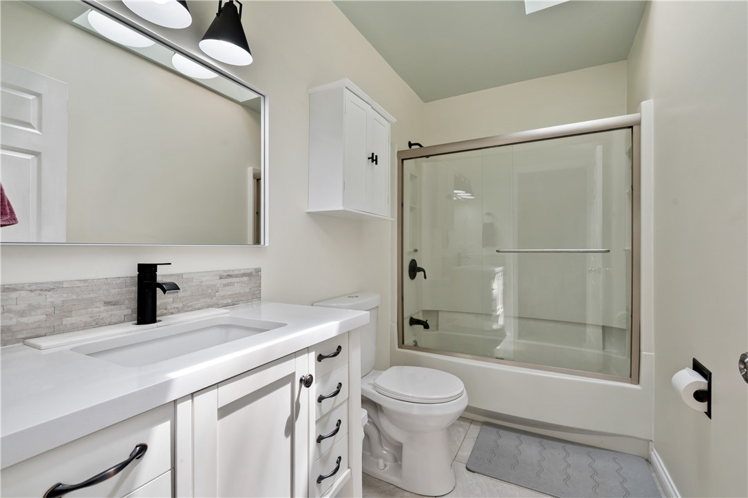 Penn Twp, Pennsylvania, 15642, United States, 5 Bedrooms Bedrooms, ,4 BathroomsBathrooms,Residential,For Sale,2001682