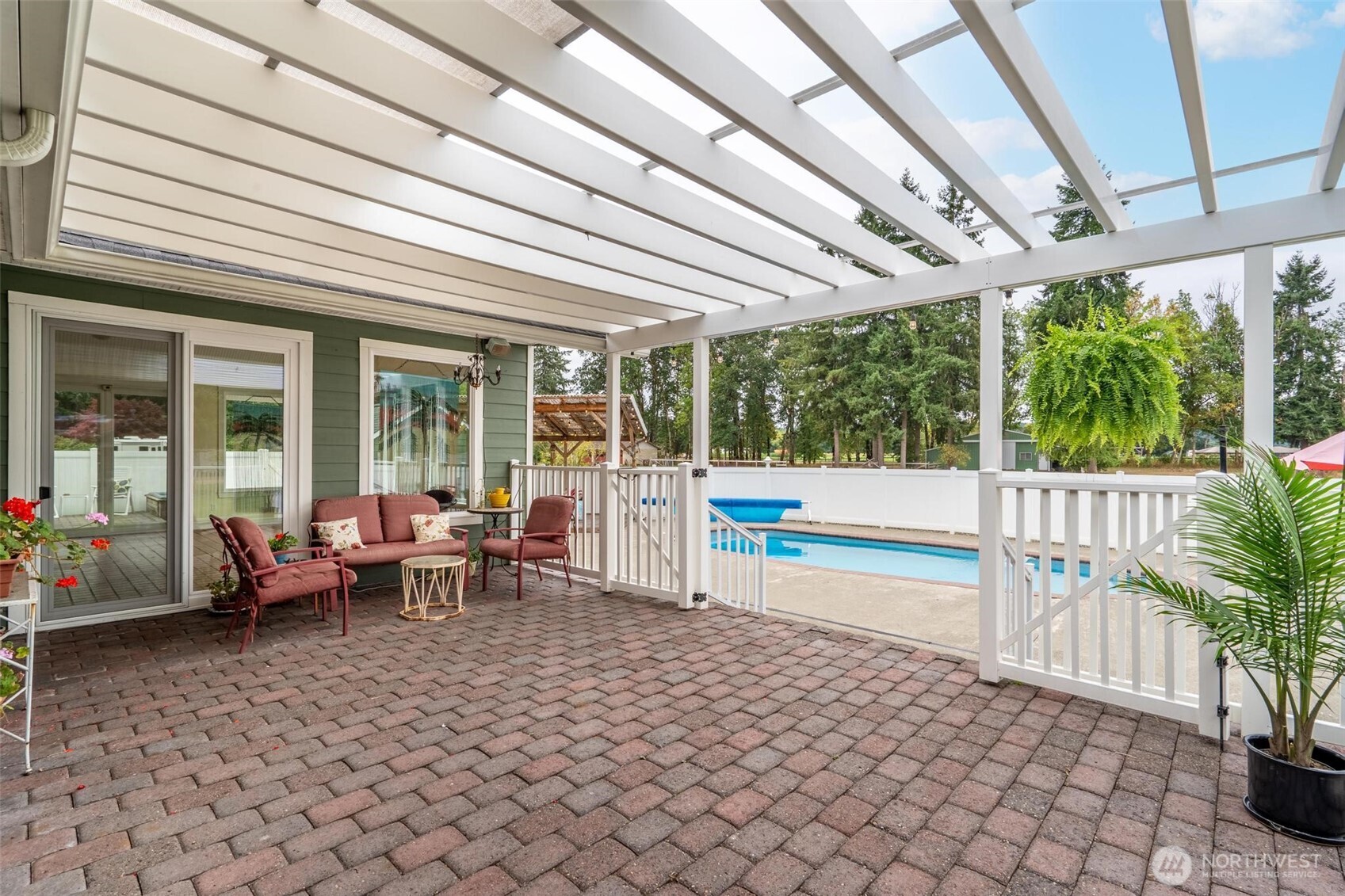 Centralia, Washington, 98531, United States, 3 Bedrooms Bedrooms, ,3 BathroomsBathrooms,Residential,For Sale,1983563