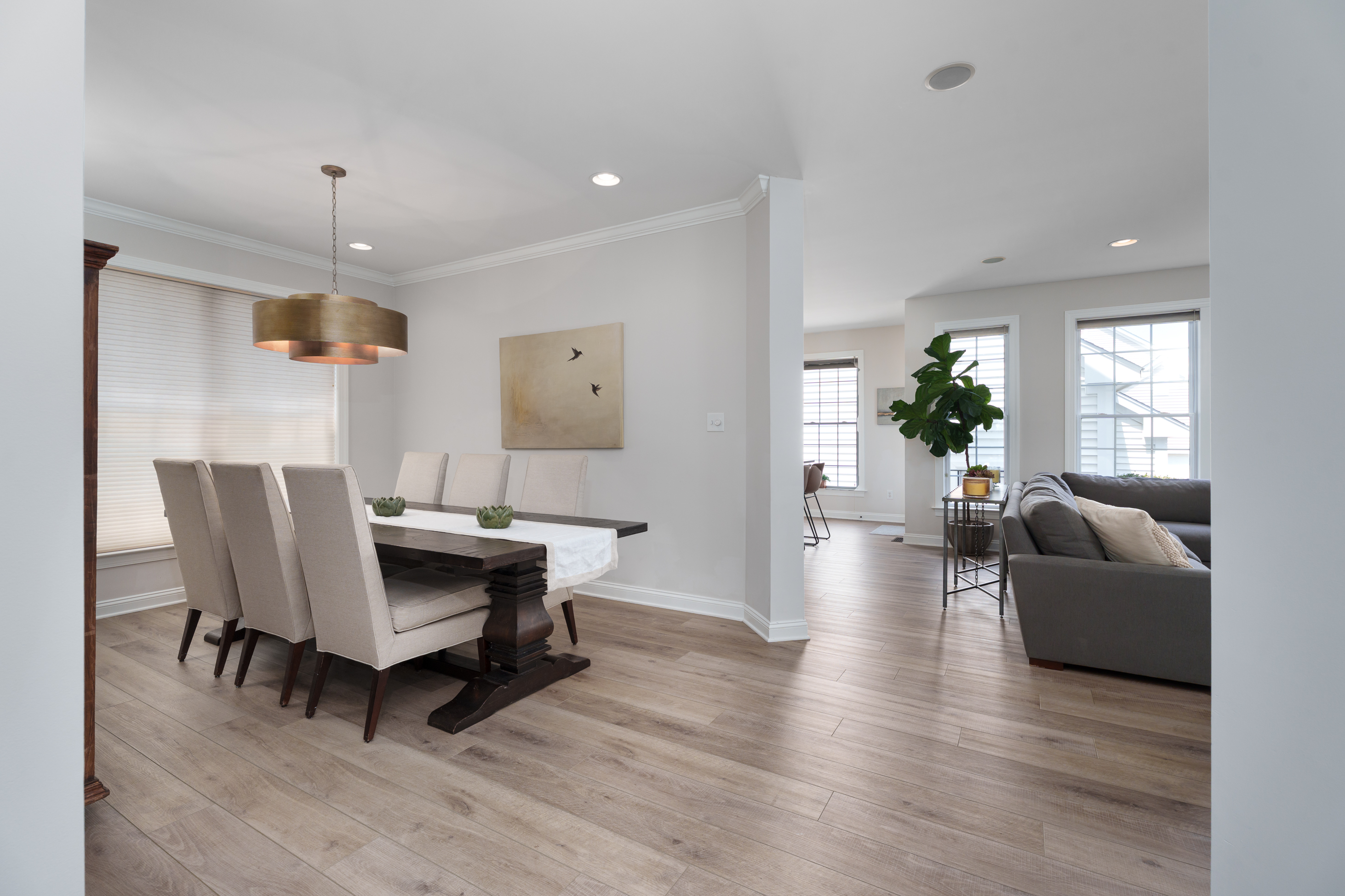  Turn-Key Town Center Home on a Picture-Perfect Lot - 物件實景